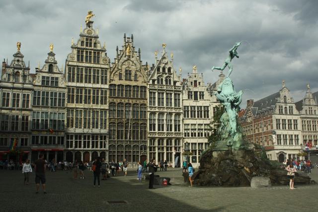 The Gold at the End of the Rainbow (in Antwerp, Belgium)