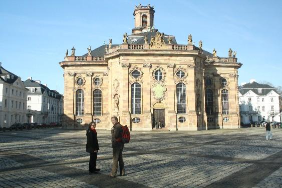 Saarbrücken: Family outing on the far left